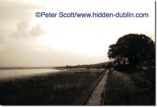 Kilmacthomas station where the driver of 159 thoughtfully stops to allow enthusiasts to take pictures, 11 June 1987, picture copyright Peter Scott