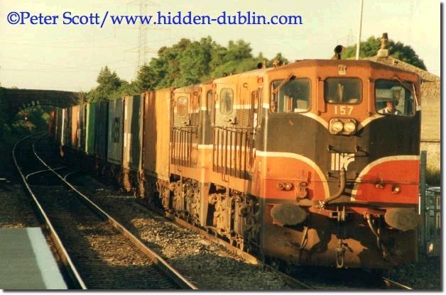 irish rail 157 liner train hazelhatch