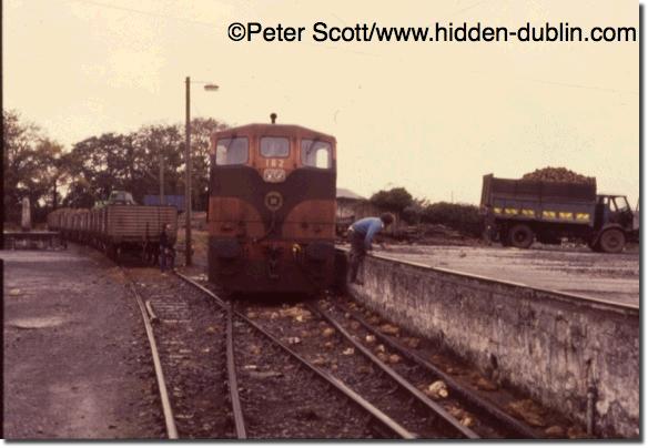 sugar beet loading portarlington co meath ireland rail connected 1983 loading bay